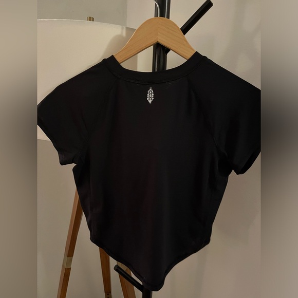 NWOT FREE PEOPLE MOVEMENT Tempo On Repeat Logo Short-Sleeve Tee MSRP $48 - Picture 9 of 14